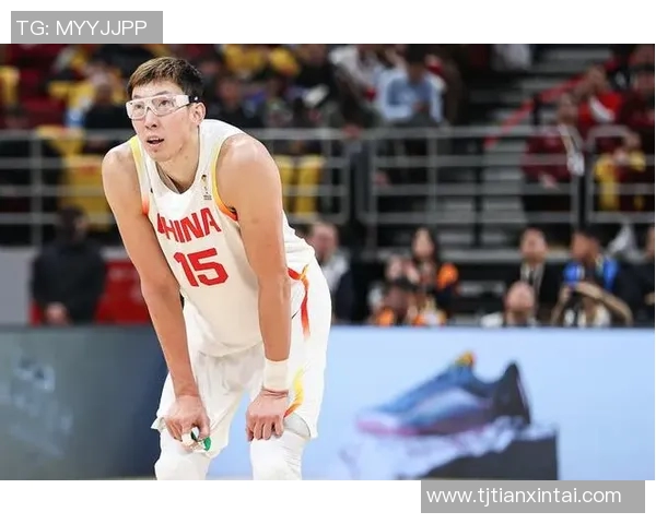 周琦获评中国篮球名人堂,成为历史上最年轻的成员